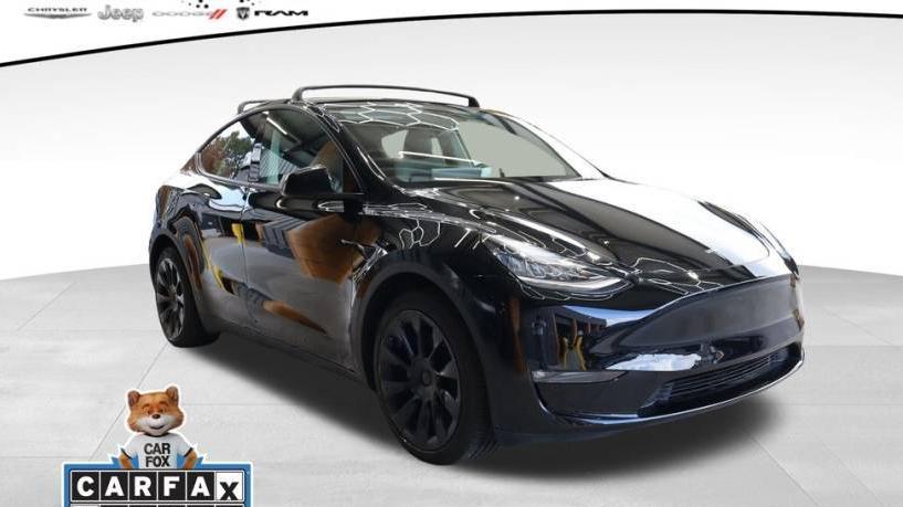 TESLA MODEL Y 2021 5YJYGDEE7MF152827 image